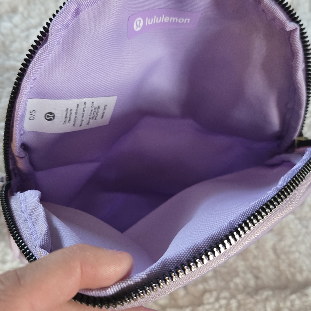 Brand NEW Lululemon Athletica Light Purple Women's Bag Purse